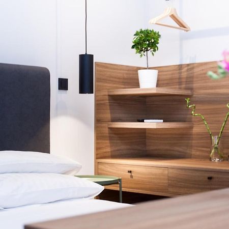 Rooms And Apartments Glossy Zagreb Extérieur photo
