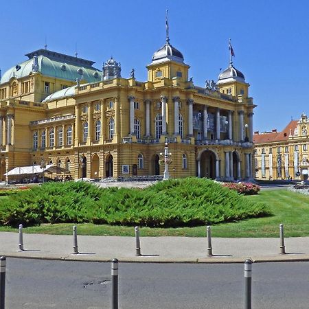 Rooms And Apartments Glossy Zagreb Extérieur photo
