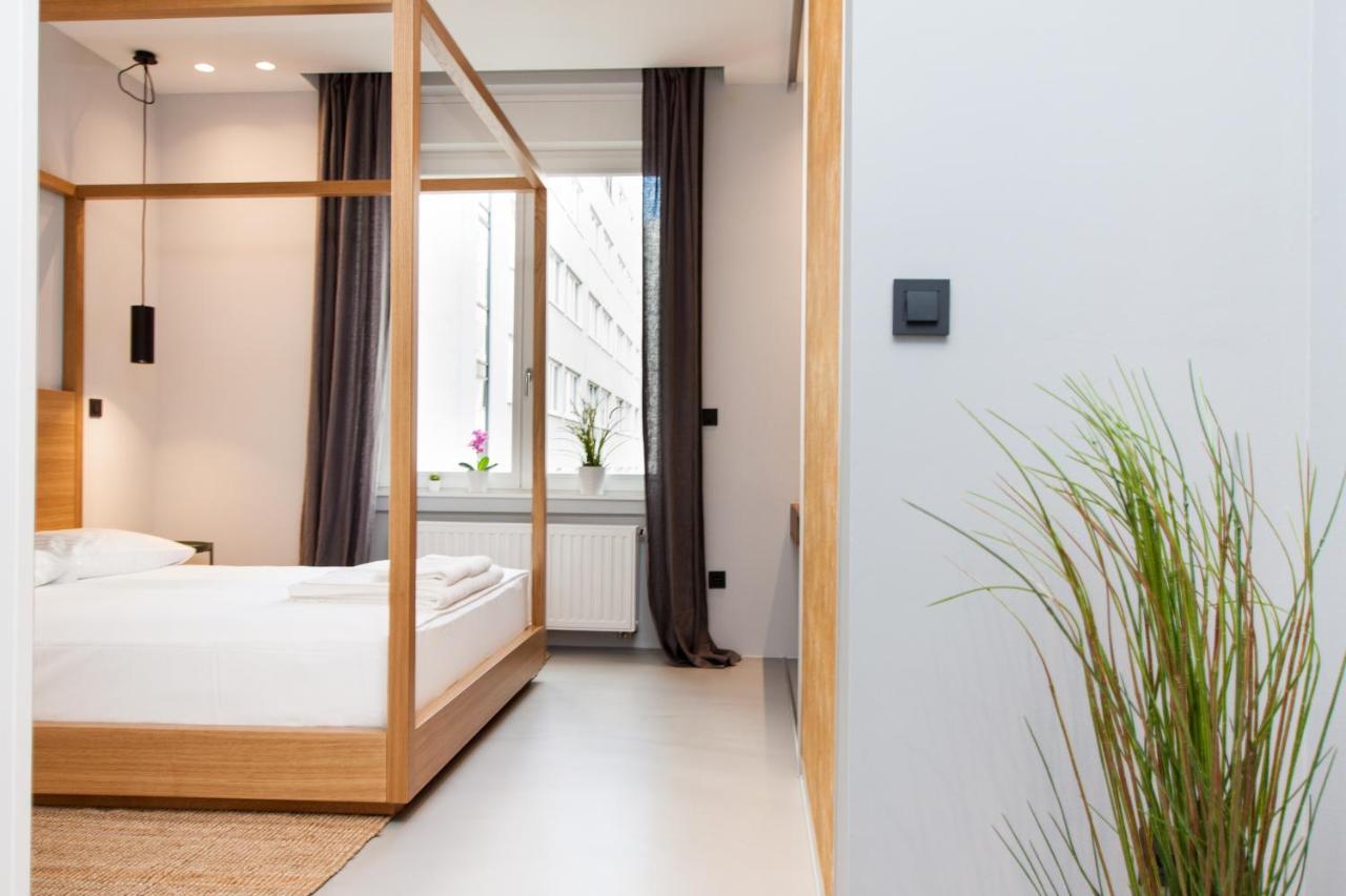 Rooms And Apartments Glossy Zagreb Extérieur photo