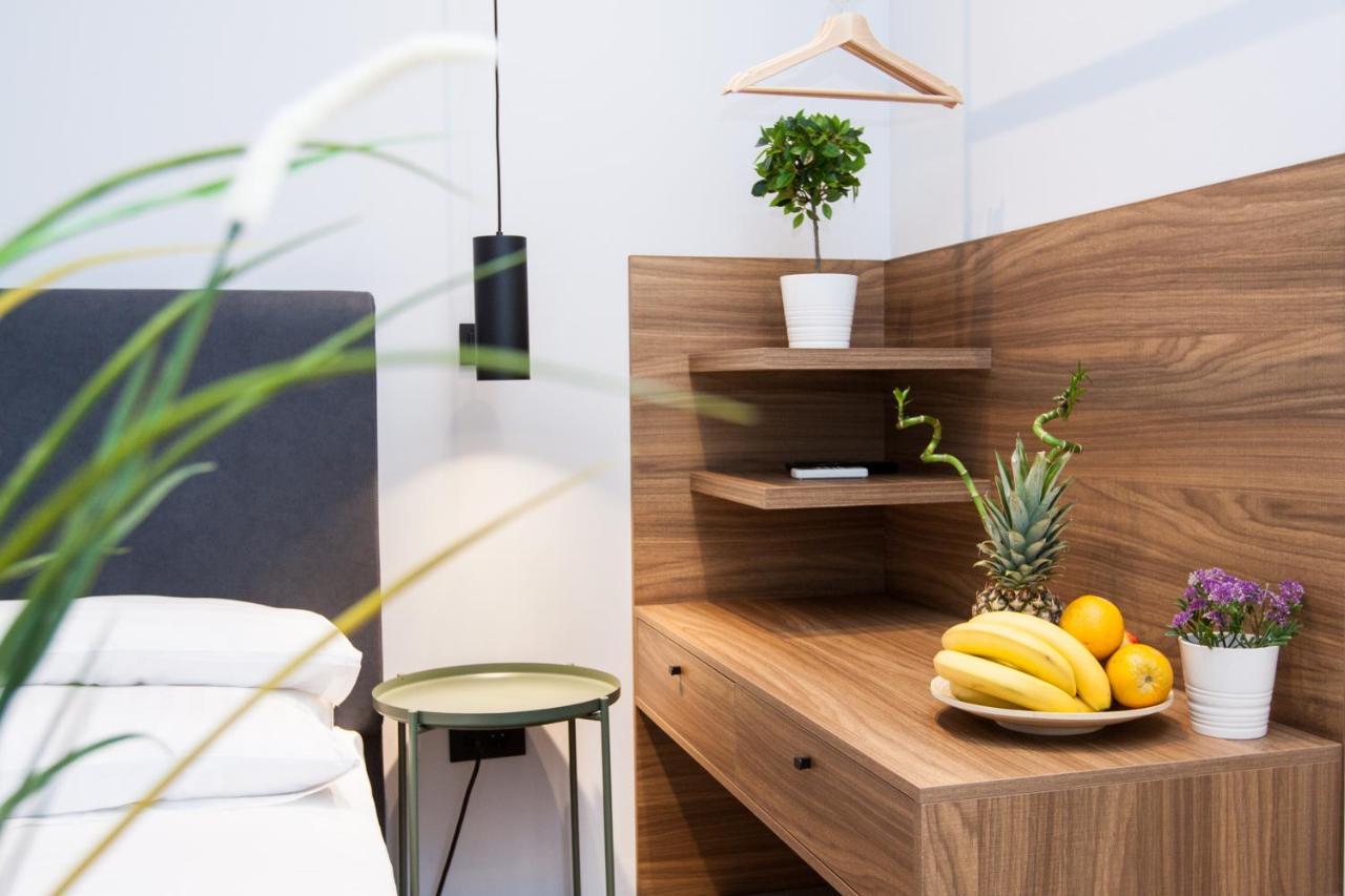 Rooms And Apartments Glossy Zagreb Extérieur photo