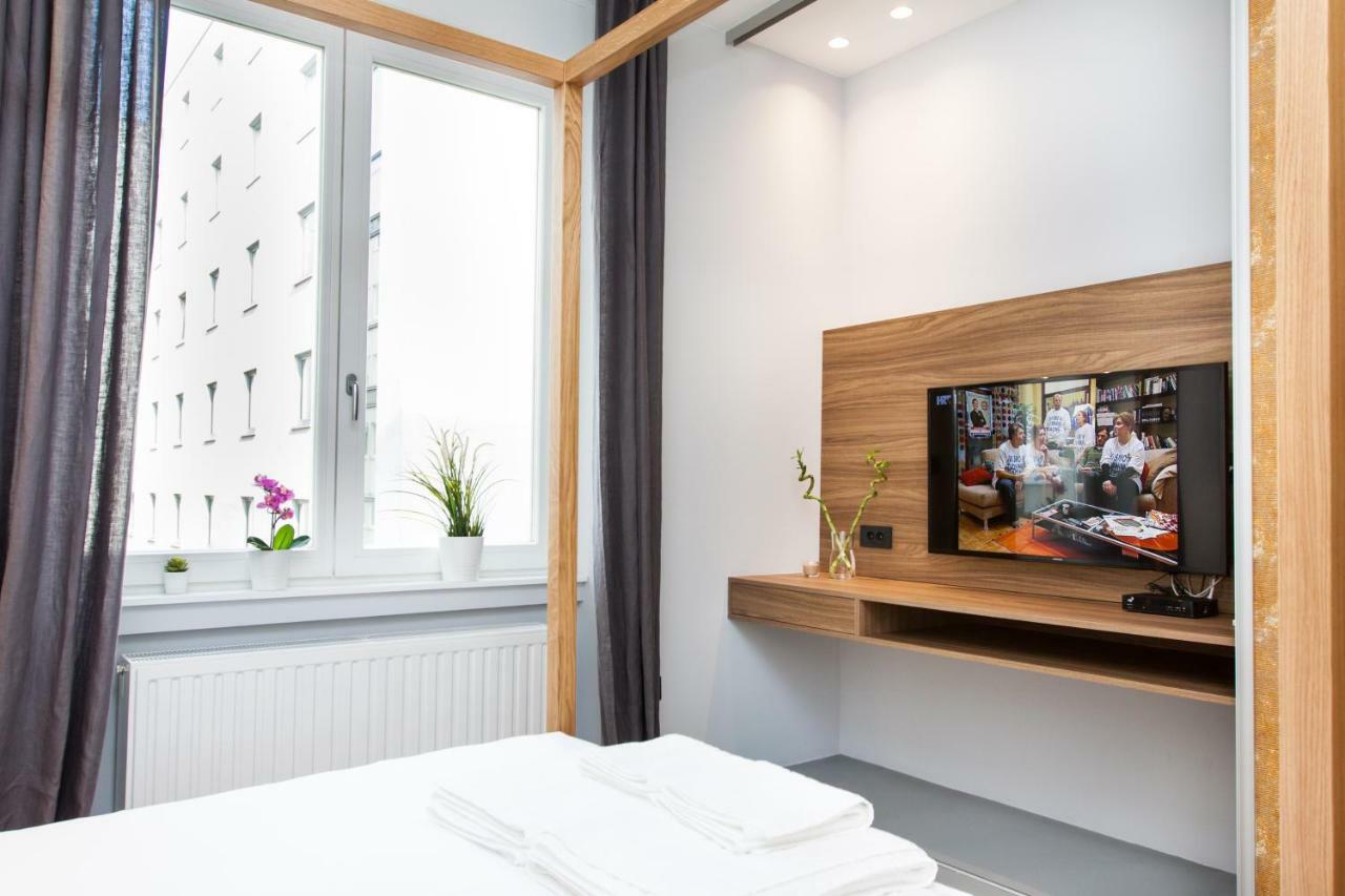 Rooms And Apartments Glossy Zagreb Extérieur photo