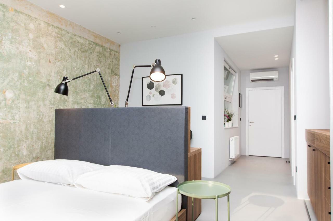 Rooms And Apartments Glossy Zagreb Extérieur photo